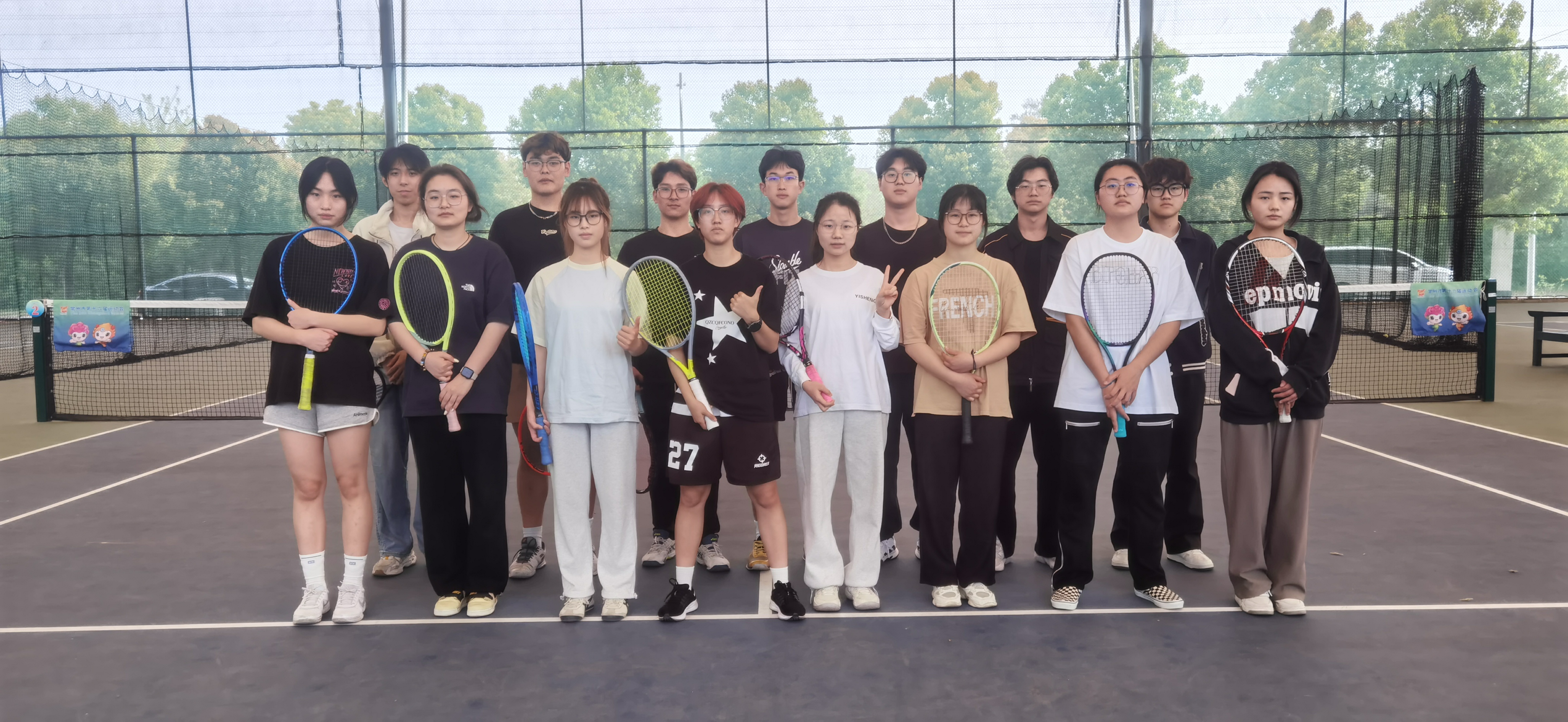 校第十届“体育节”网球比赛圆满落幕